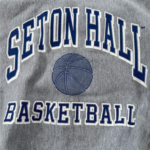 Vintage 90s MV Sport Seton Hall Pirates Basketball Crewneck Sweatshirt Small S - Picture 2 of 8